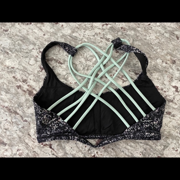 Lululemon Free to Be -Light Support Bra Si… - Picture 2 of 2